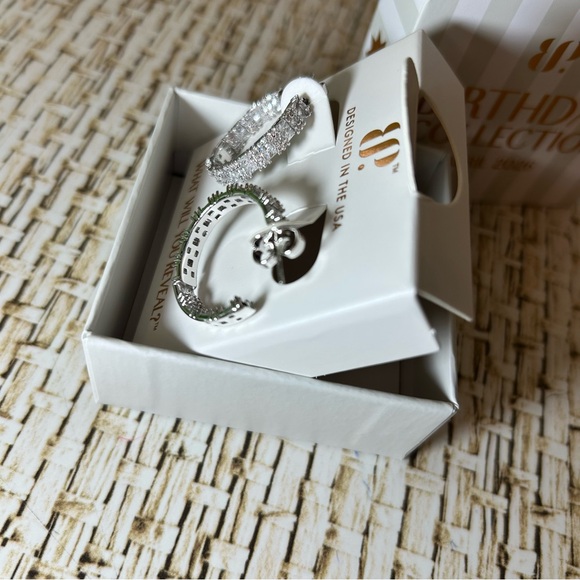 🐾 Close To You 🐾 - Picture 4 of 7